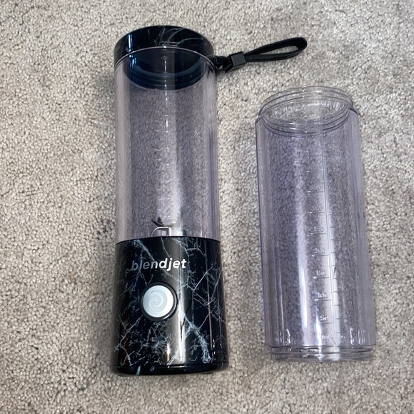 Black Marble Blendjet - Picture 5 of 9